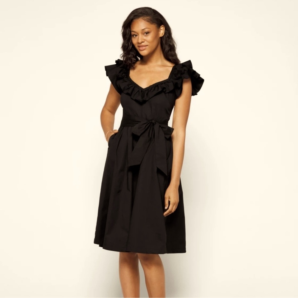 Ava dress in black
